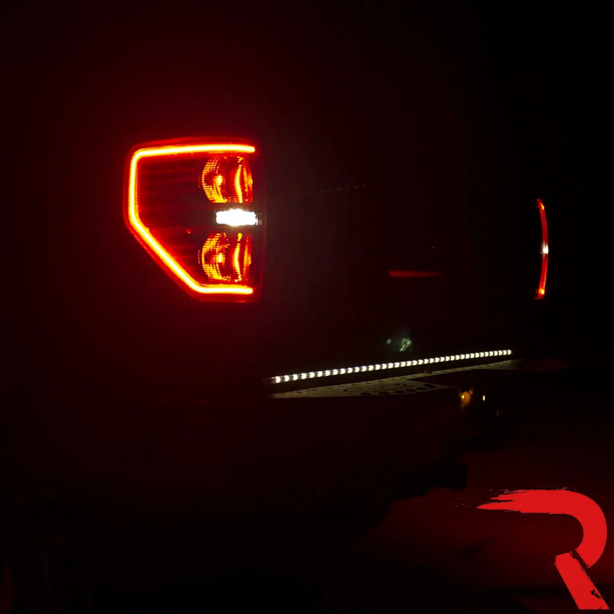 “Extreme” Tailgate Light Bar LED Scanning Amber Turn Signals, Brake & Reverse Lights - Multiple Sizes - Image 9