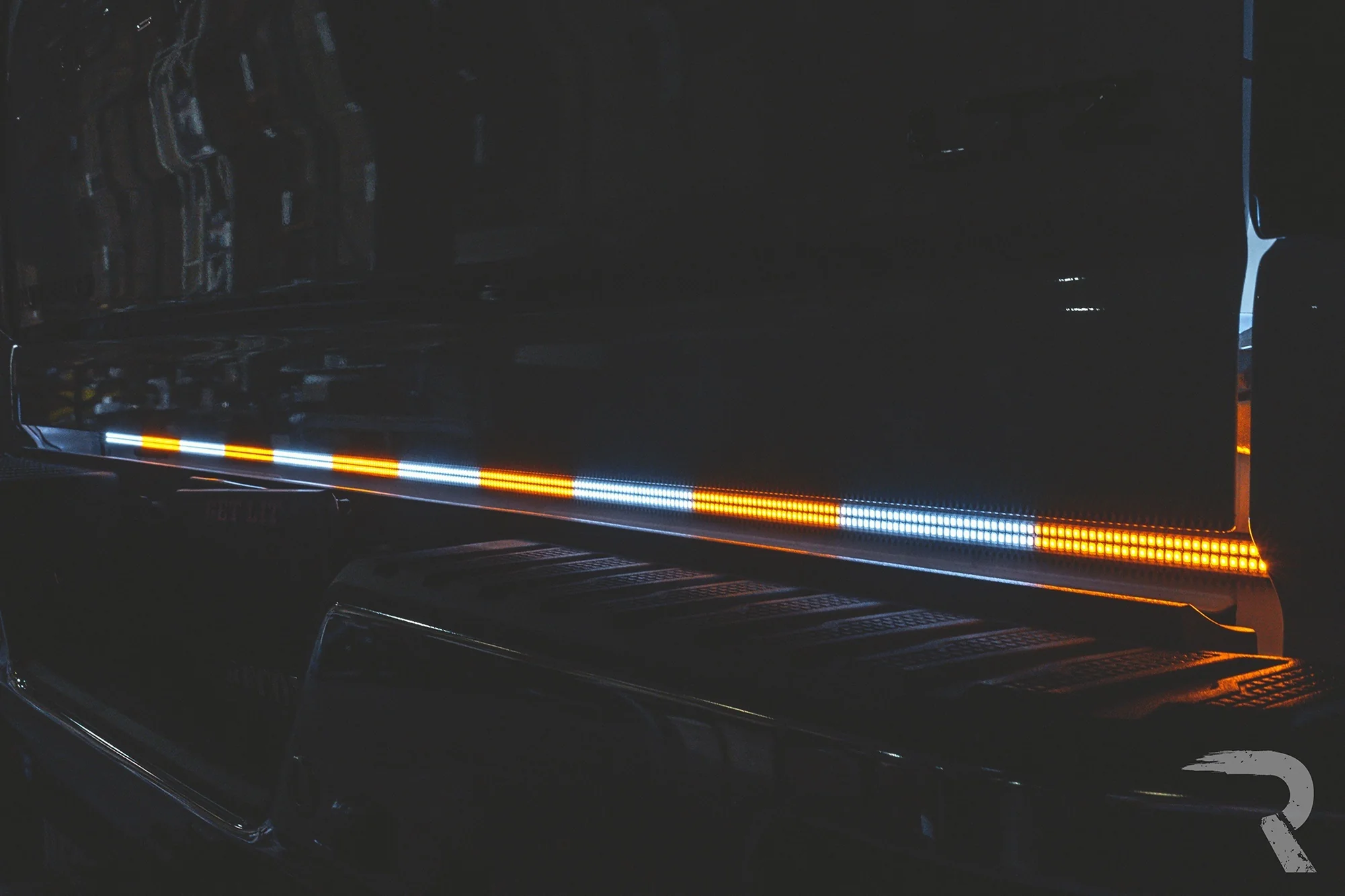 "May Day" High Intensity Dual Row Tailgate Warning Strobing LED Light Bar Amber & White - Multiple Sizes - Image 9